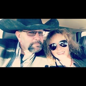 Meet your Posher, Dawndee